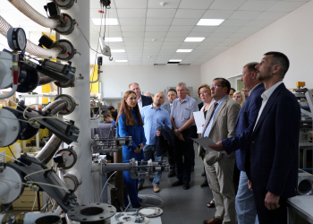 Фото 2 к новости Дмитрий Стрелков принял участие в совещании заместителей директоров по метрологии и главных метрологов ФБУ ЦСМ Уральского и Приволжского федеральных округов